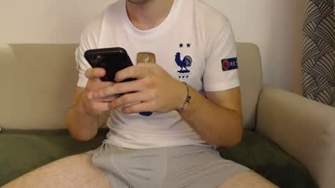 Stud From Paris online show from 07.01.26