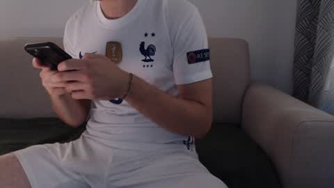 Stud From Paris online show from 07.09.26
