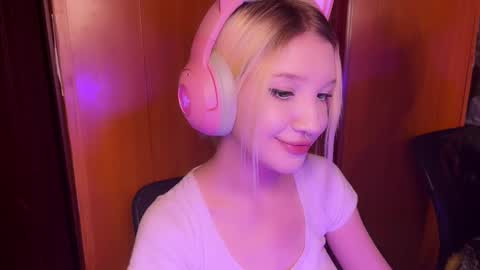 stuffy_ri online show from 12.08.24