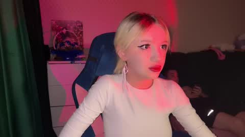 stuffy_ri online show from 01.12.25