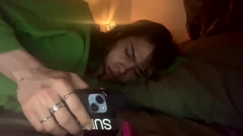 Snapshot of stxllaxcx chatting on 04.22.26 stxllaxcx online show from 04.22.26