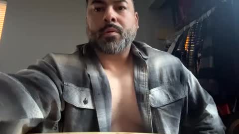 Snapshot of suavecito67 chatting on 02.23.25 suavecito67 online show from 02.23.25