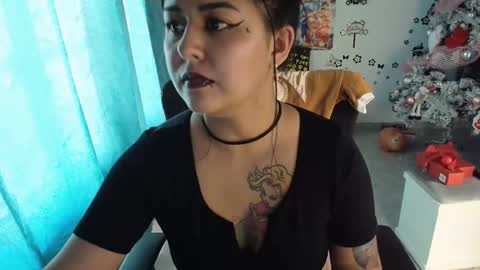 Snapshot of sub_nezuko_69 chatting on 12.13.24 sub_nezuko_69 online show from 12.13.24