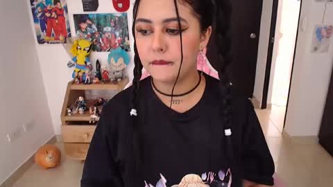 Snapshot of sub_nezuko_69 chatting on 09.10.25 sub_nezuko_69 online show from 09.10.25