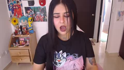 Snapshot of sub_nezuko_69 chatting on 10.10.25 sub_nezuko_69 online show from 10.10.25