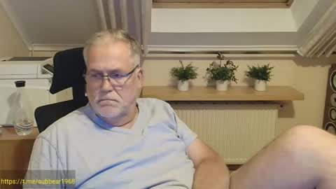 subbear1968 online show from 06.01.26