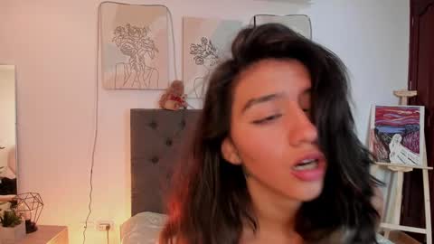 Zoe online show from 01.17.25