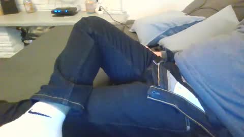 Snapshot of submissivguy chatting on 12.03.24 submissivguy online show from 12.03.24