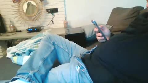 Snapshot of submissivguy chatting on 02.22.25 submissivguy online show from 02.22.25