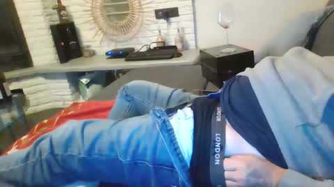 Snapshot of submissivguy chatting on 01.13.26 submissivguy online show from 01.13.26