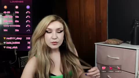 Polly online show from 03.01.25