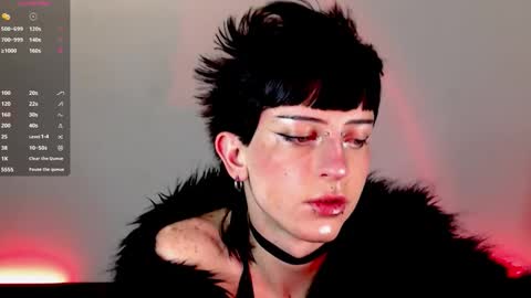 Angel  online show from 10.15.25