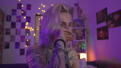 Snapshot of succubus_66 chatting on 02.09.25 succubus_66 online show from 02.09.25