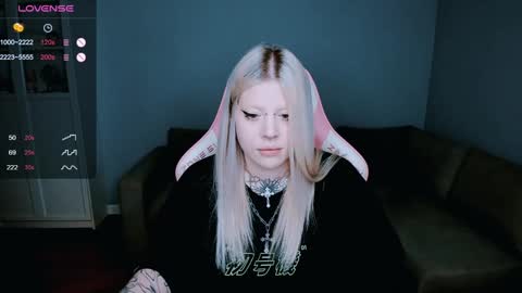 Snapshot of succubus_leslie chatting on 01.15.25 succubus_leslie online show from 01.15.25