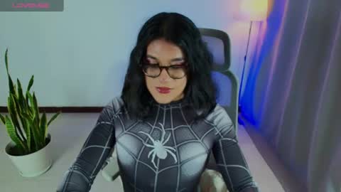 Snapshot of succubus_vitta chatting on 07.29.26 Vitta online show from 07.29.26