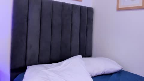 Snapshot of succubusdolly chatting on 10.13.25 Luna online show from 10.13.25