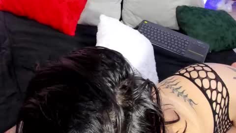 Snapshot of succubusdolly chatting on 11.21.25 Luna online show from 11.21.25