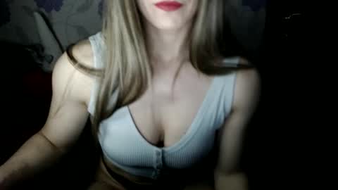 Snapshot of succubusqueen669 chatting on 03.28.26 succubusqueen669 online show from 03.28.26