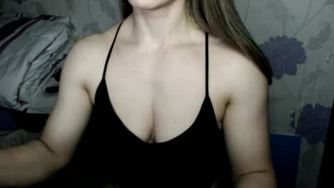 Snapshot of succubusqueen669 chatting on 04.18.26 succubusqueen669 online show from 04.18.26