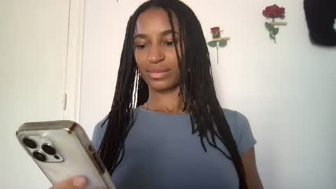 Snapshot of succubussirena chatting on 06.17.26 Succubus Sirena online show from 06.17.26
