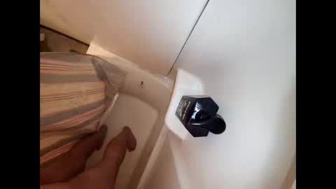 Snapshot of suck_me810555 chatting on 11.04.25 suck_me810555 online show from 11.04.25