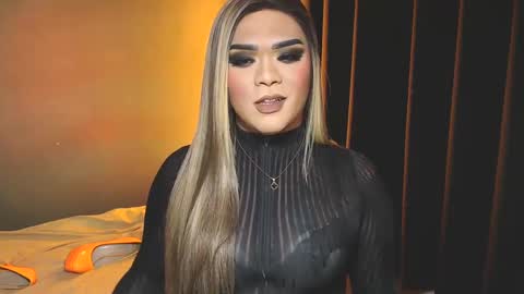 Snapshot of suckablecockoffreya chatting on 12.08.24 JADE ELYSE online show from 12.08.24