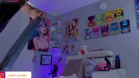 Snapshot of sucubo_69_ chatting on 07.27.26 Rouss online show from 07.27.26