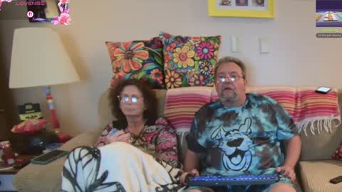 suenixon online show from 09.19.25