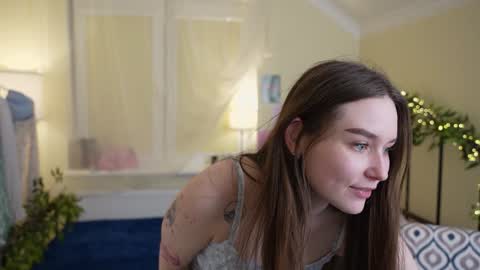 Snapshot of sugar_peasy chatting on 01.26.25 Rikki online show from 01.26.25