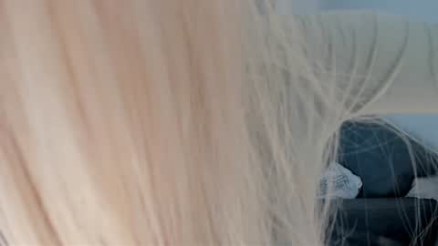 Kinga online show from 10.16.25