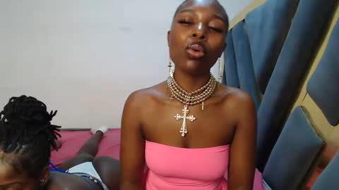 Snapshot of sugarbabie_ chatting on 10.21.25 Sugarbabie online show from 10.21.25