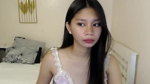 Snapshot of sugarcandiesx chatting on 11.13.25 Ellen online show from 11.13.25