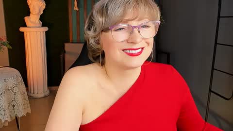 Vivien online show from 01.22.25