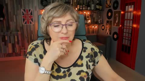 Vivien online show from 01.26.25