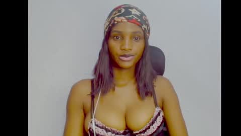 Snapshot of sugax_cuntwetxx chatting on 09.09.25 Ivy online show from 09.09.25