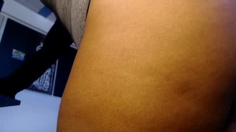 suggabrown_ online show from 01.07.25