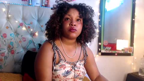 suggabrown_ online show from 02.11.25