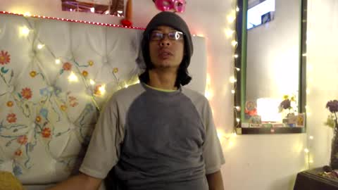 suggabrown_ online show from 03.02.25