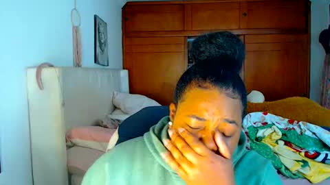 Snapshot of suggarbaby1 chatting on 10.09.25 Cami   Back in 2 hours online show from 10.09.25