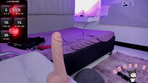 Snapshot of sukifuyu__ chatting on 12.27.24 online show from 12.27.24