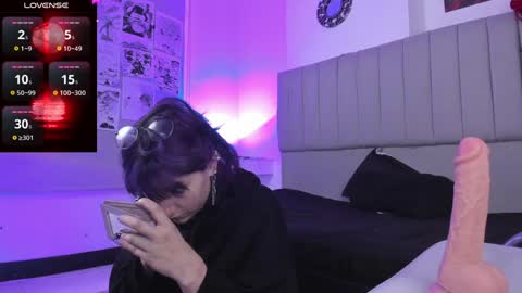 Snapshot of sukifuyu__ chatting on 01.13.25 online show from 01.13.25