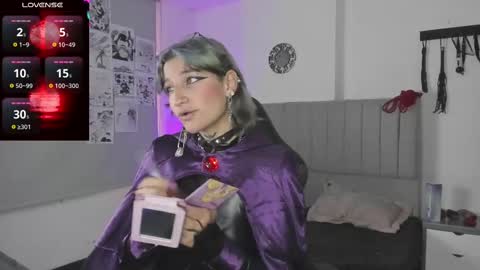 Snapshot of sukifuyu__ chatting on 02.27.25 online show from 02.27.25