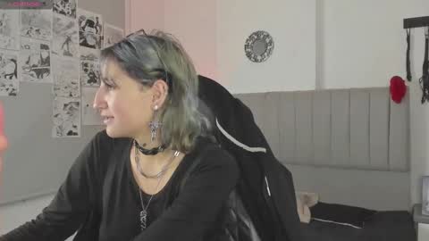 Snapshot of sukifuyu__ chatting on 02.28.25 online show from 02.28.25