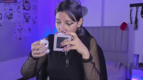 Snapshot of sukifuyu__ chatting on 03.07.25 online show from 03.07.25