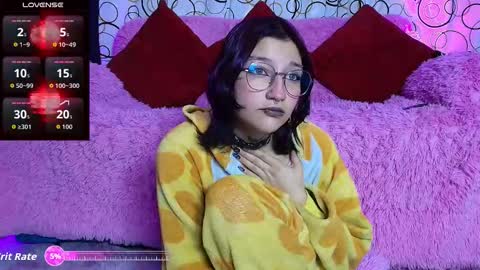 Snapshot of sukifuyu__ chatting on 10.06.25 online show from 10.06.25