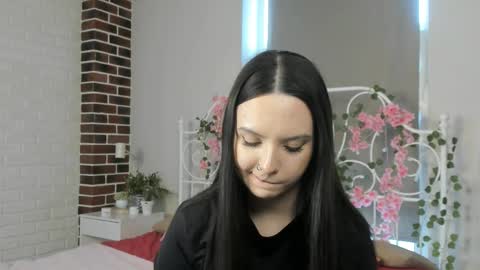 Lina 3 online show from 03.25.26