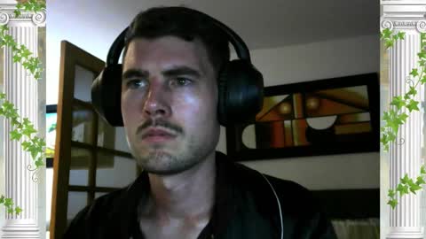 Snapshot of sultansgirls chatting on 01.09.26 The Sultan online show from 01.09.26