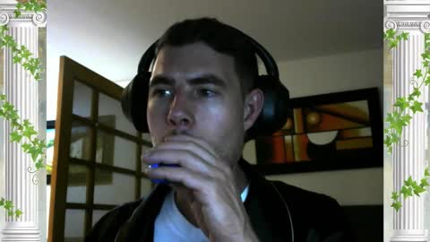 Snapshot of sultansgirls chatting on 01.11.26 The Sultan online show from 01.11.26