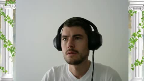 Snapshot of sultansgirls chatting on 02.04.26 The Sultan online show from 02.04.26