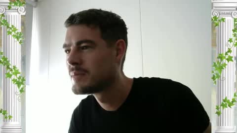 Snapshot of sultansgirls chatting on 02.15.26 The Sultan online show from 02.15.26